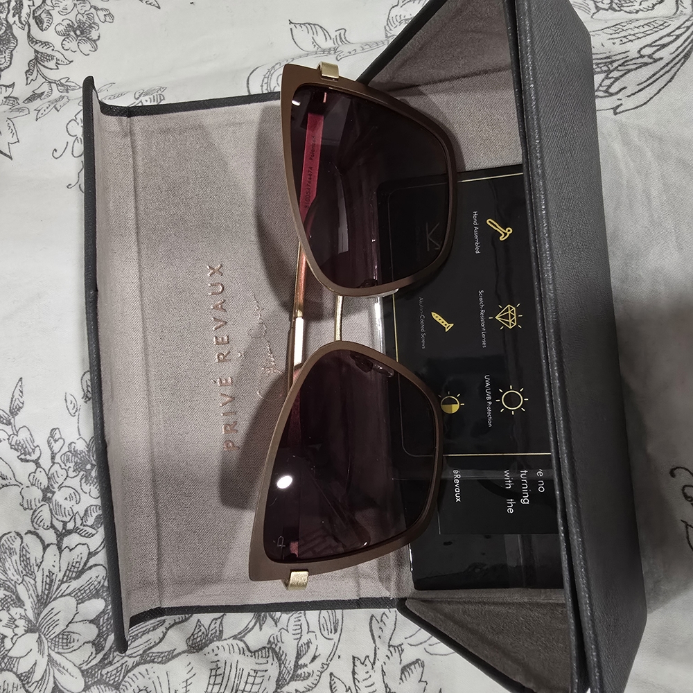 Privé Revaux Brown Sunglasses